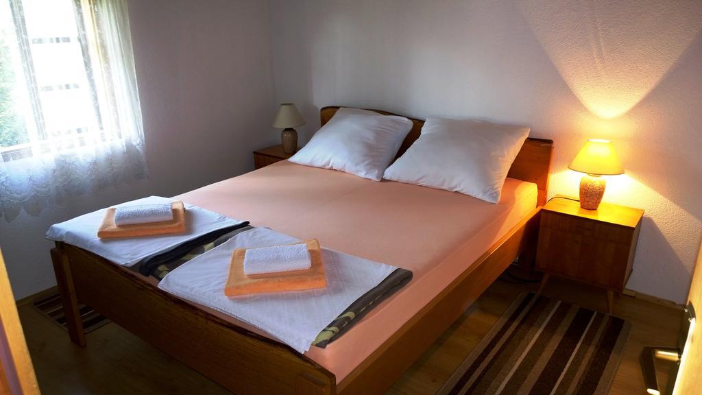 Rustic Home Mia Duga Resa Zimmer foto