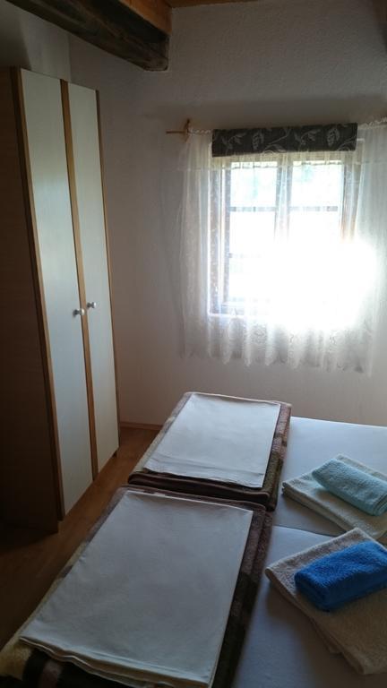 Rustic Home Mia Duga Resa Zimmer foto