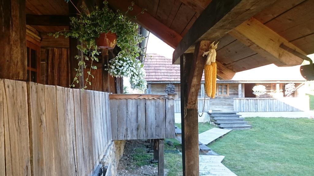 Rustic Home Mia Duga Resa Zimmer foto