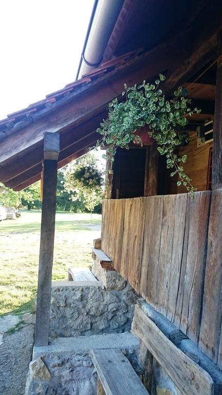 Rustic Home Mia Duga Resa Zimmer foto